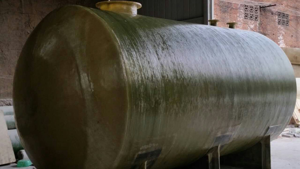 玻璃鋼儲槽蓋板的優勢與選擇標準